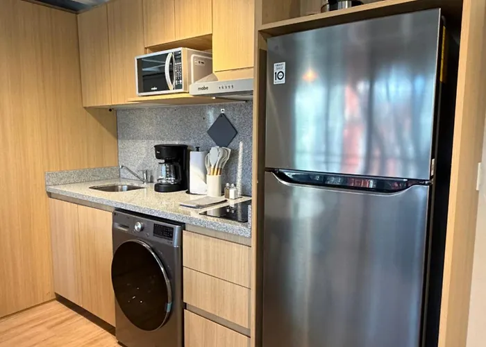 Praga 1 New 1br Fast Wifi Great Location Apartamento
